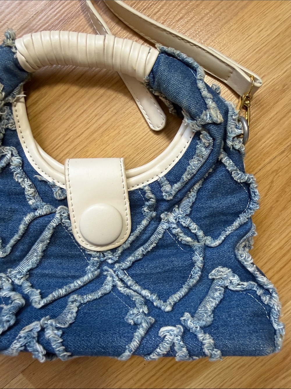 8 Other Reasons Luna Bag Crossbody in Worn Chambray REVOLVE - Picture 3 of 8